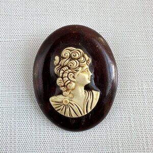 Vintage 1940s Wood & Molded Celluloid Cameo Brooch 2" X 1.5" Oval Pin